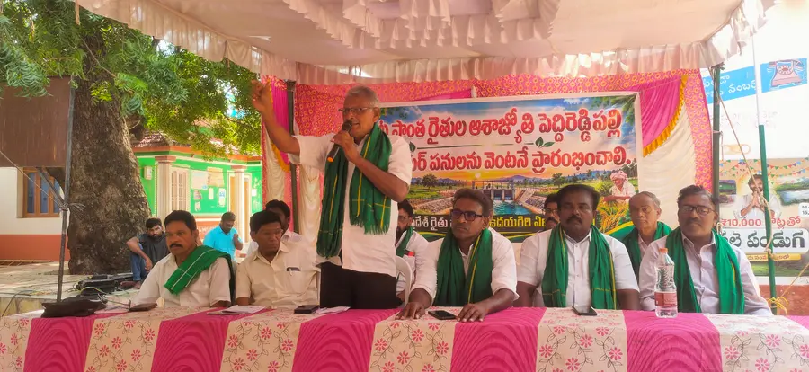 పెద్దిరెడ్డిపల్లి రిజర్వాయర్ పనులు ప్రారంభించాలి
- రాష్ట్ర బడ్జెట్లో కనీసం రూ.1,000 కోట్లు విడుదల చేయాలి
- ఎపి రైతుసంఘం రాష్ట్ర అధ్యక్షులు వి.కృష్ణయ్య image 1
