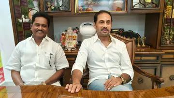 ఈనెల 27న తిమ్మమ్మ మర్రిమాను వద్ద
ప్రపంచ పర్యాటక దినోత్సవం
ఎమ్మెల్యే కంది కుంట వెంకట ప్రసాద్ image 1