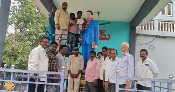 ఆలమూరు విఆర్ఎలు image 1