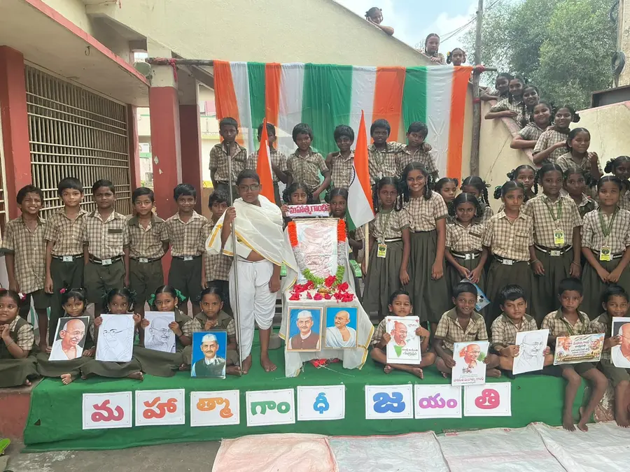ఘనంగా గాంధీ, శాస్త్రి జయంతి image 1