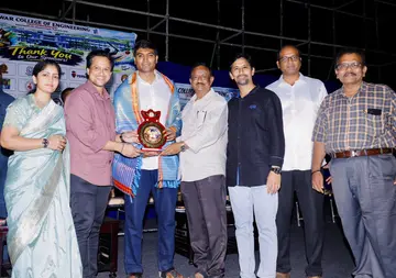 ఈశ్వర్‌ స్కై వారియర్స్‌దే ఈపీఎల్‌-1 టైటిల్‌ image 1