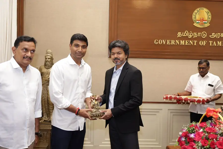 తమిళనాడు సీఎం విజయ్ కు విజయవాడ ఉత్సవ్ కు ఆహ్వానం... image 1