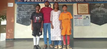 రాష్ట్ర స్థాయి ఫుట్బాల్ పోటీలకు చిట్టివలస విద్యార్థులు image 1