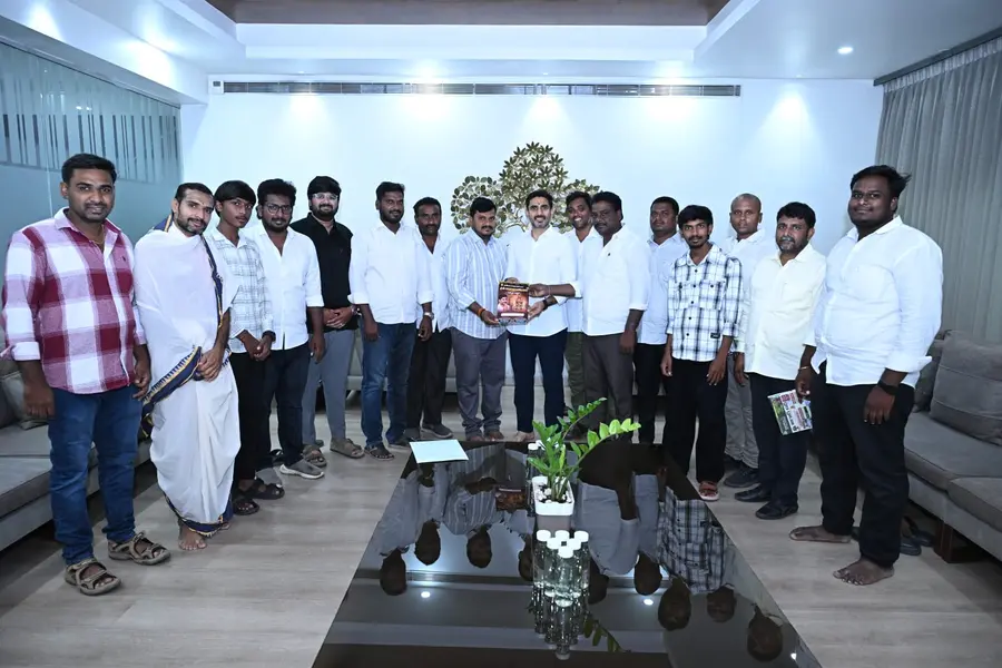 దసరా ఉత్సవాలకు మంత్రి నారా లోకేష్‌‌కు ఆహ్వానం image 1