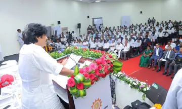 పెట్టుబడులకు భరోసా image 1