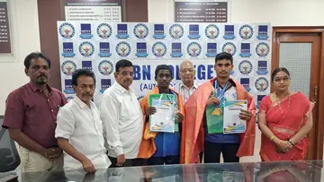 స్విమ్మింగ్ లో కెబిఎన్ కు జాతీయస్థాయి పతకాలు image 1