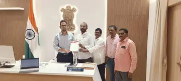 అనారోగ్యం, 60 ఏళ్ళు పైబడిన ఉద్యోగులకు 
ఎన్నికల విధుల నుంచి మినహాయింపు కల్పించాలి
సబ్ కలెక్టర్‌కు యుటిఎఫ్ నేతలు వినతి image 1