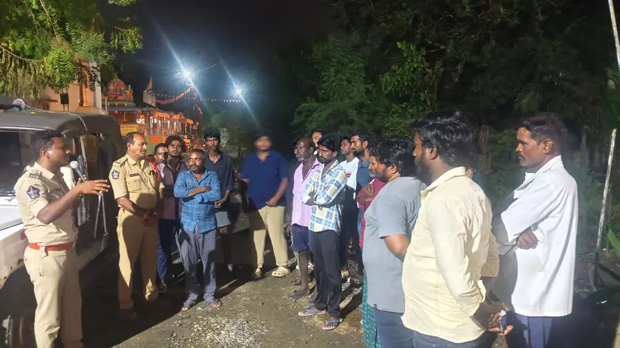 మోటూరులో 20 మందికి బైండోవర్ image 1