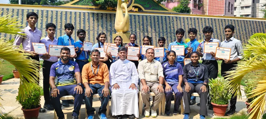 వివిధ క్రీడా, అథ్లెటిక్స్ పోటీల్లో విద్యార్థుల ప్రతిభ image 1