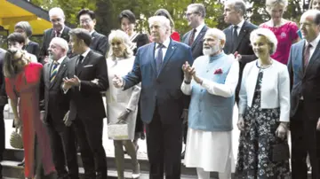 modi g7