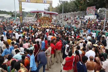 కల్పవృక్ష వాహనంపై శ్రీ మలయప్పస్వామి image 1