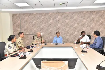 అలసత్వం వద్దు!
-నిబంధనలు ఉల్లంఘిస్తే కఠిన చర్యలు
-ఉన్నతాధికారులతో సమావేశంలో ఎస్ఇసి image 1