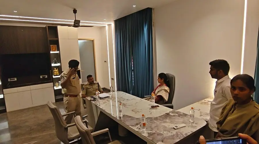 మాజీ మంత్రి రజిని ఇంటివద్ద ఘటనపై ఎఎస్‌‌పి విచారణ image 1