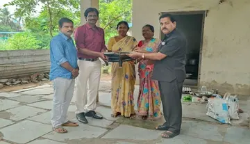 Retired Headmaster donates gas stove to MPP school.
