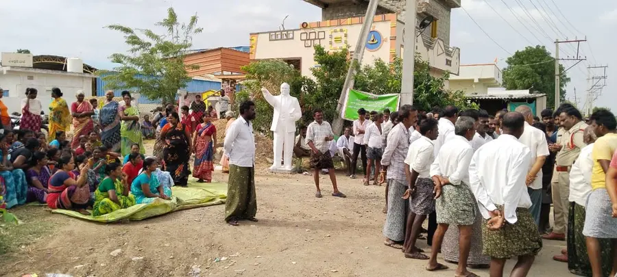 amb statue