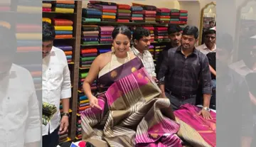 Film actress Anasuya inaugurated the Kanchipuram Narayani Silks showroom.