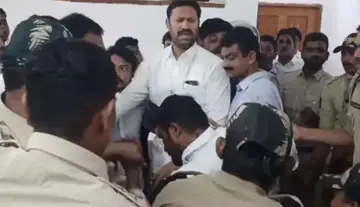 YSRCP MP Avinash Reddy arrested
