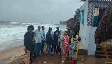 Impact of the cyclone along the coast