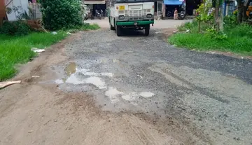 Road repairs carried out in a perfunctory manner.