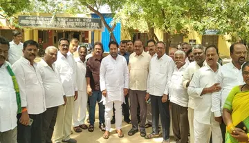MLA Amar and TDP cadres appear before the Kuppam court.