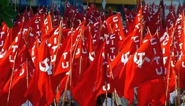 Talks with hamali unions successful.