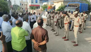 Cordon and search operation in Pata Mallayyapalem village.