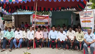 Document Writers' Association demands cancellation of GO 396 regarding the privatization of the Registration Department.