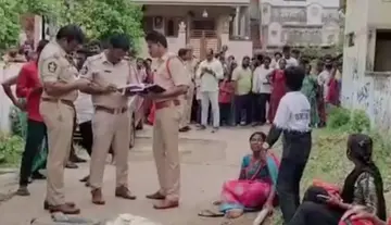 Brutal murder in broad daylight in Guntur
