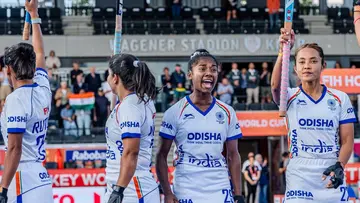 hokeywomens-