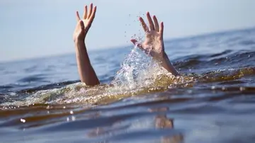 drown