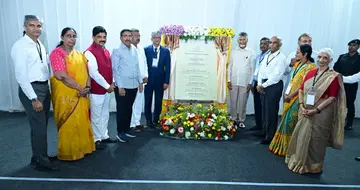 అమరావతిలో ప్రపంచ స్థాయి నేత్ర వైద్యశాల
 - ఎల్‌‌వి ప్రసాద్ ఐ ఇన్‌స్టిట్యూట్‌ శంకుస్థాపన సభలో ముఖ్యమంత్రి చంద్రబాబు image 1