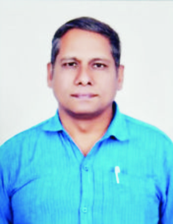 సరికొండ లెనీన్‌ బాబు గణిత అధ్యాపకులు, సిరిపురం ప్రభుత్వ జూనియర్‌ కళాశాల, సత్తెనపల్లి మండలం,  గుంటూరు జిల్లా. సెల్‌ : 9985476035