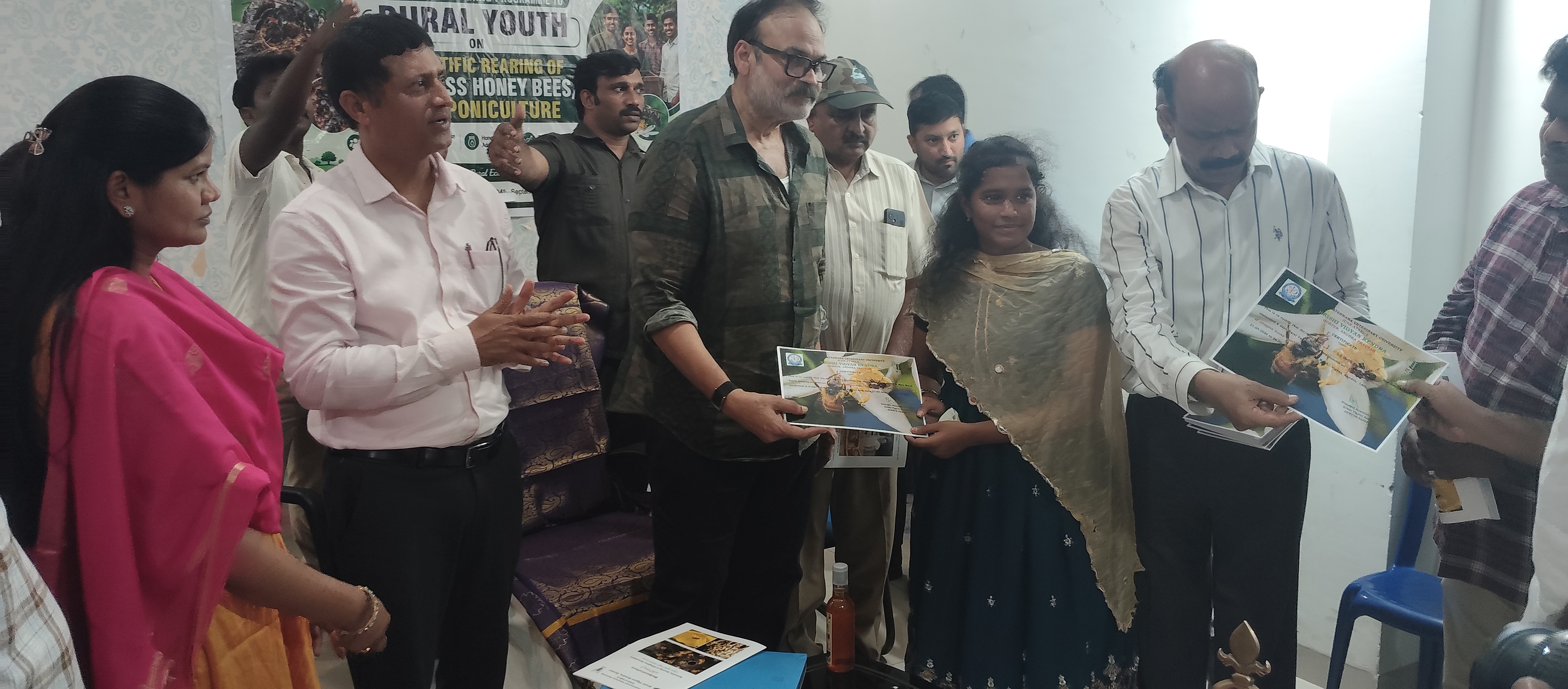 కృత్రిమ మేధతో తగ్గుతున్న ఉద్యోగాలు
- గ్రీన్ ఎగ్జిక్యూటివ్ కమిటీ చైర్‌పర్సన్  నాగబాబు image 1
