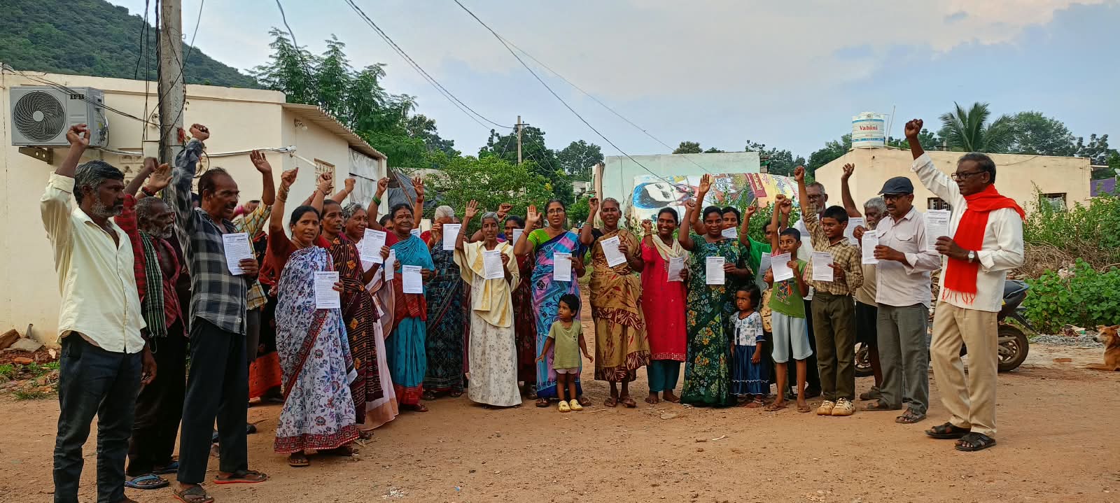 చలో మంగళగిరి కరపత్రం ఆవిష్కరణ image 1