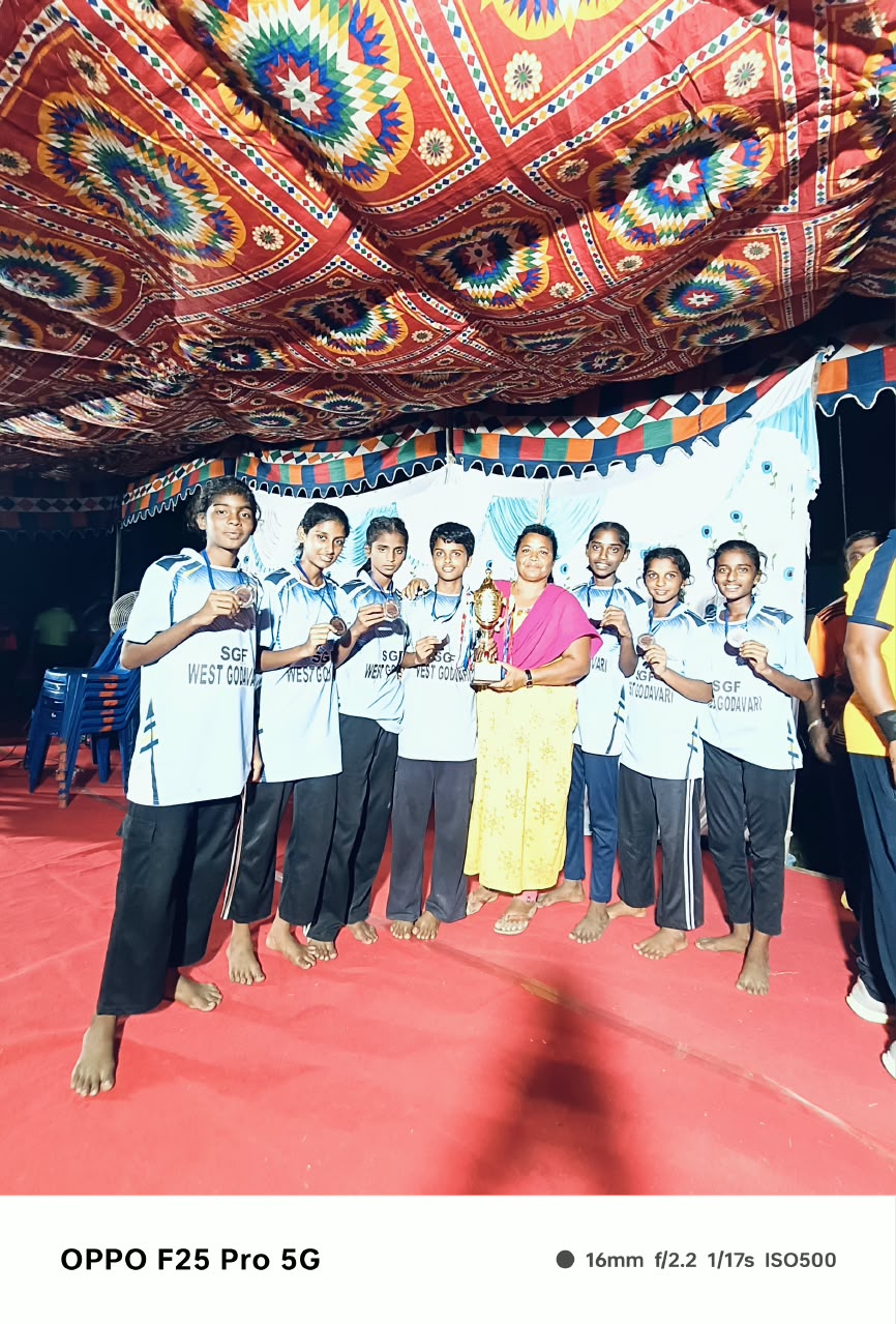 చాగల్లు హైస్కూల్ విద్యార్థుల ప్రతిభ image 1