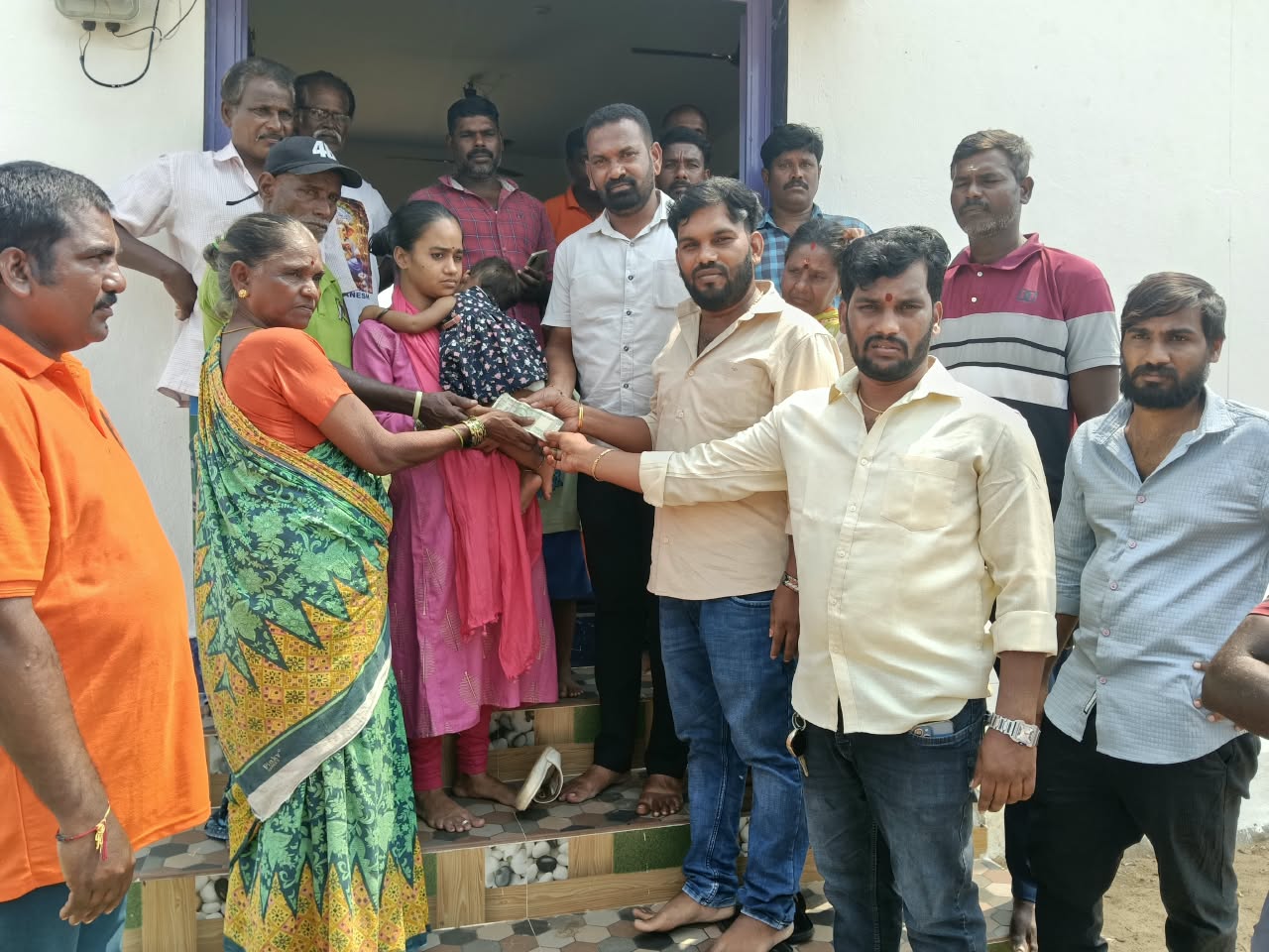 రూ.30 వేలు ఆర్థికసాయం image 1