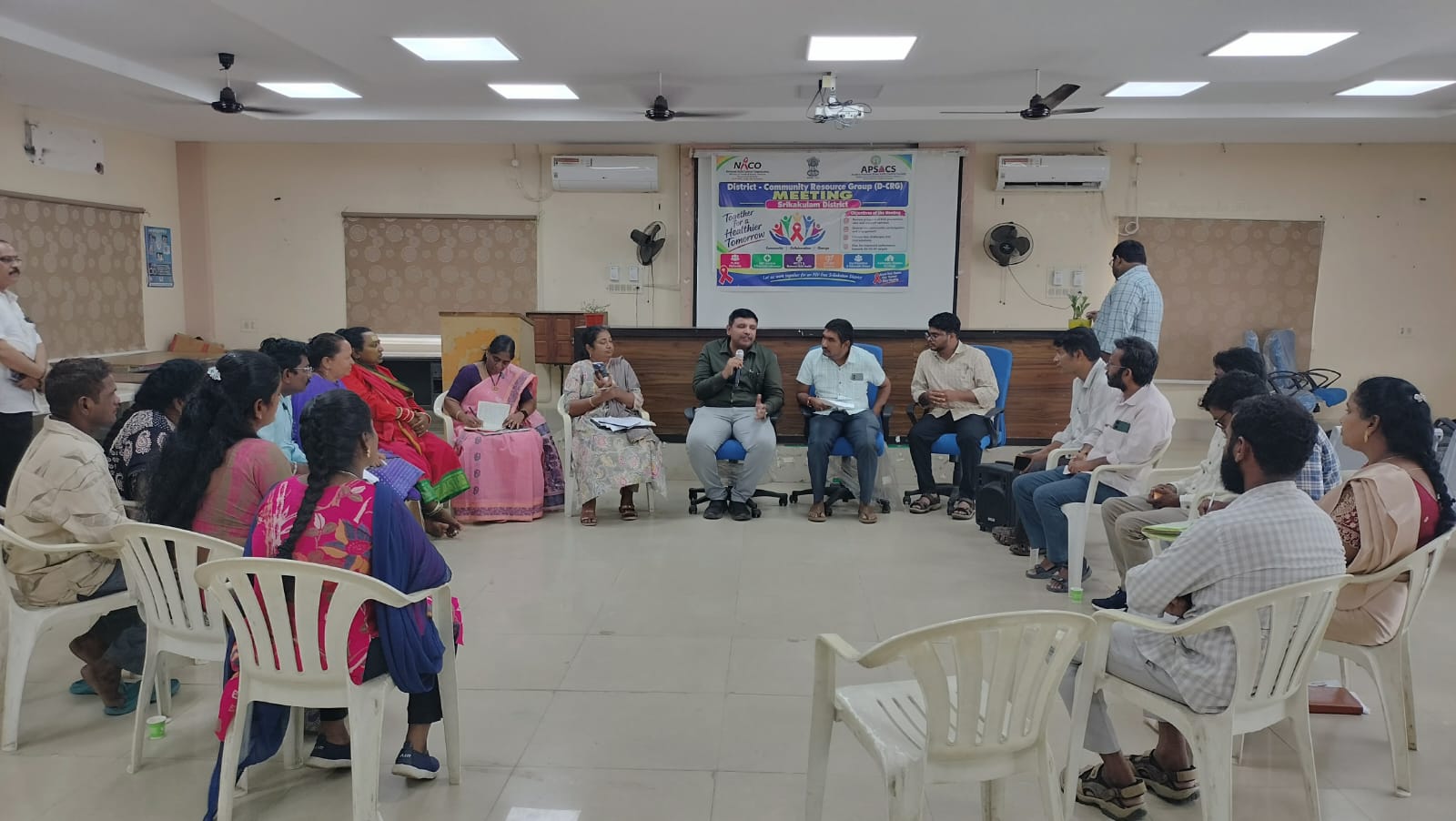 హెచ్‌ఐవి నియంత్రణకు సమష్టి కృషి image 1