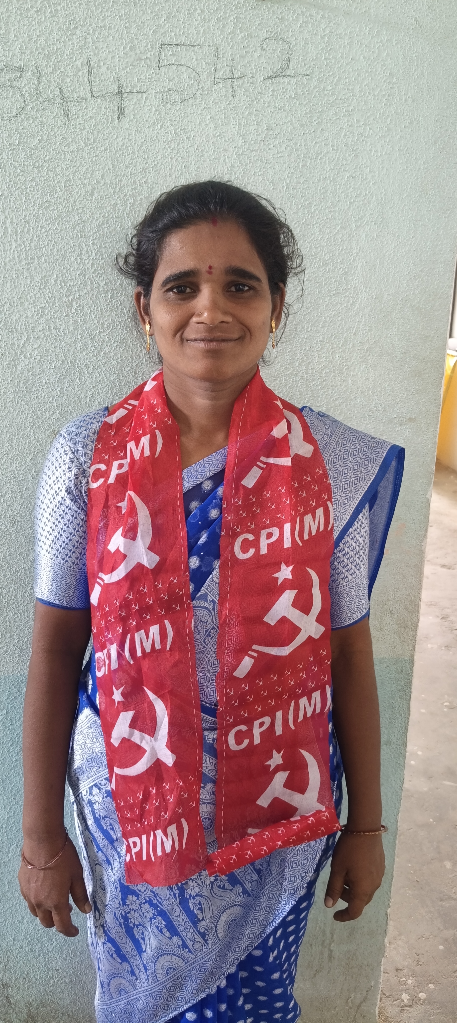 ముగిసిన నామినేషన్ల ఉపసంహరణ 
- కడపలో 39కి 23 జడ్‌‌పిటిసిలు ఏకగ్రీవం
- పులివెందుల నియోజకవర్గంలో 65 ఎంపిటిసిలకు 64 ఏకగ్రీవం
- బోనుపల్లె , కొమరోలు-1లో సిపిఎం కైవసం image 1