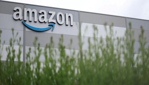 Consumers sue Amazon for not refunding Trump tariff costs