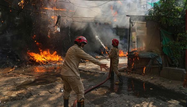 Fire breaks out at south Delhi restaurant