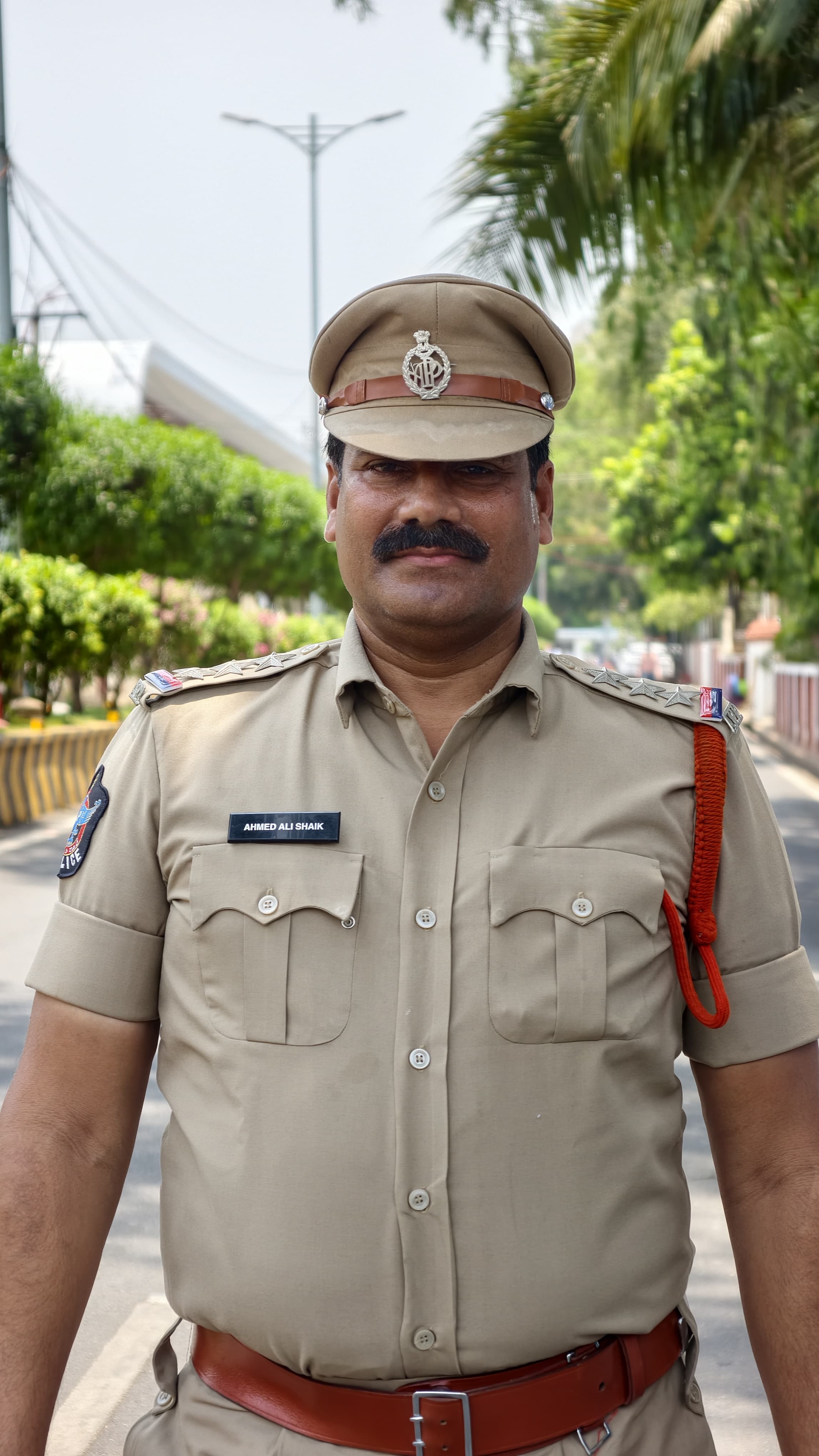 విధుల్లో ఉండగా 
గుండెపోటుతో నున్న సిఐ మృతి image 1