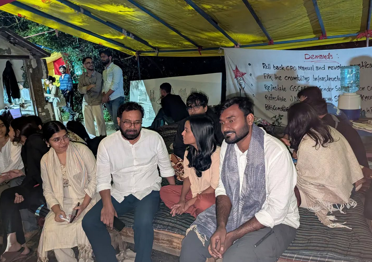 ఢిల్లీ పోలీసుల అరాచకంపై సుప్రీంకోర్టులో గళమెత్తిన జాన్‌‌బ్రిట్టాస్‌ 
- సిజెఐకి రాసిన లేఖ అనుబంధ పిటిషన్‌‌గా మార్పు 
- స్వయంగా వాదనలు వినిపించిన సిపిఎం ఎంపి image 1