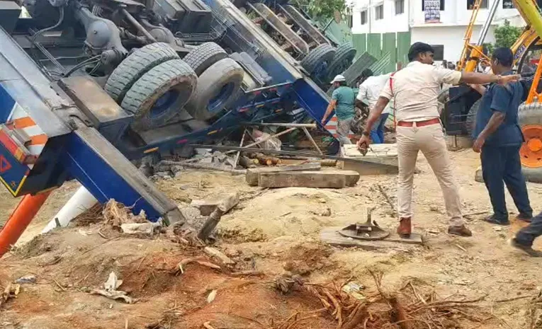 Tirupati-Crane-Accident.jpg.webp