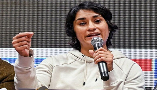 Vinesh reaches Gonda