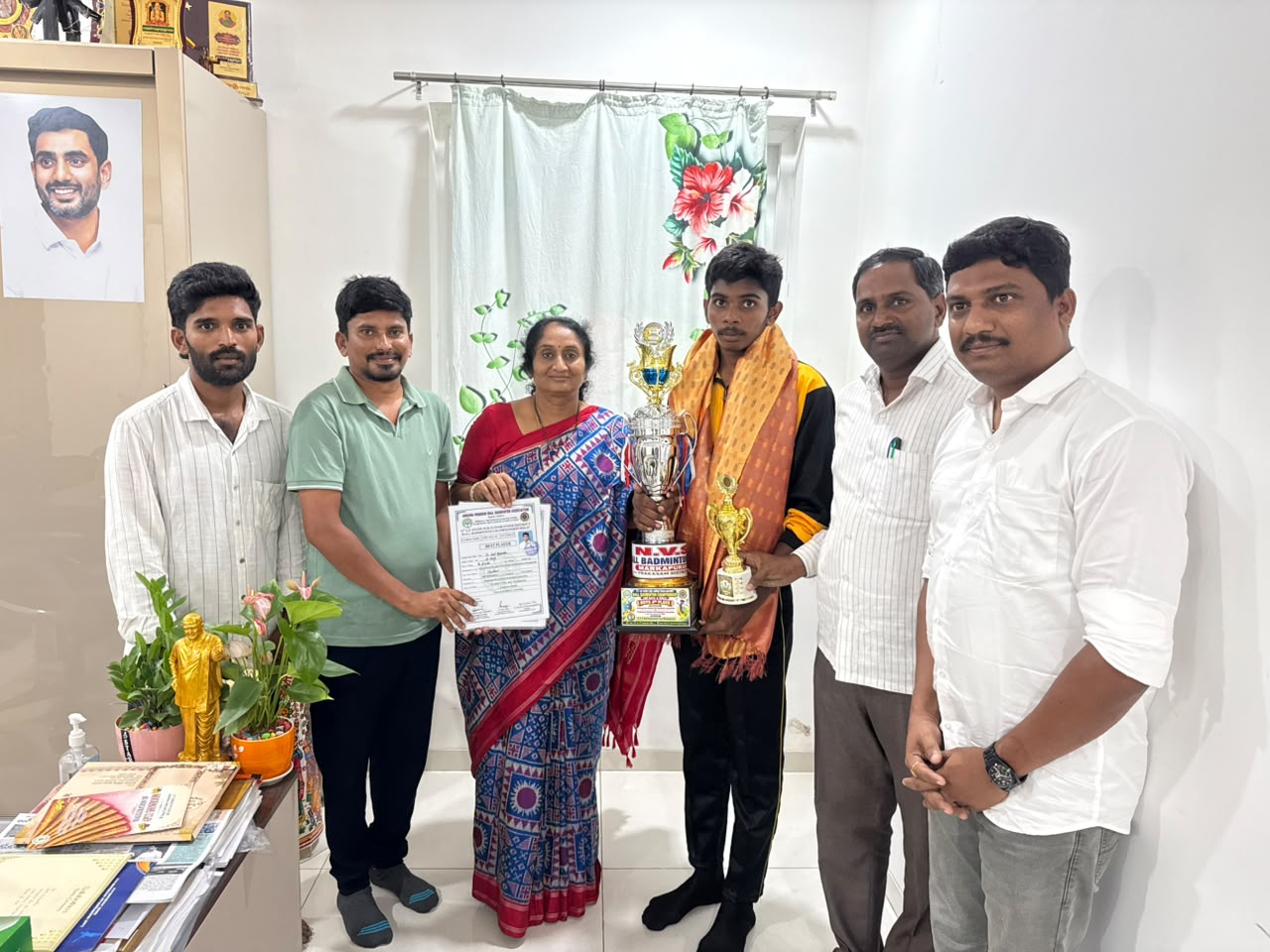 సాయికుమార్‌‌కు మంత్రి సవిత అభినందన image 1