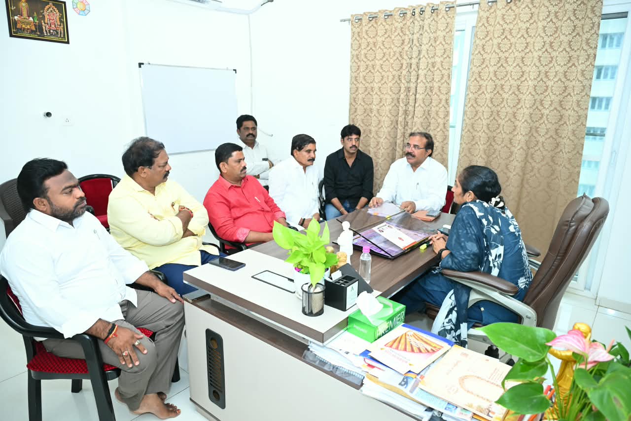 హాస్టళ్లలో జాగ్రత! 
- వర్షాల నేపథ్యంలో మంత్రి సవిత హెచ్చరిక image 1