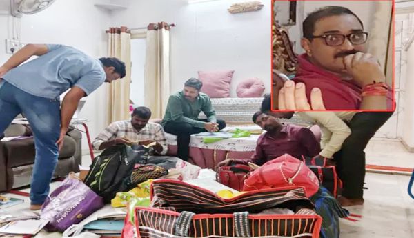 ACB raids the residence of Land and Survey Deputy Director Narahari.