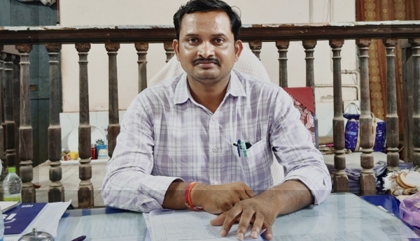Applications must be submitted to correct errors in the voters' list: Tahsildar Kusharaju.