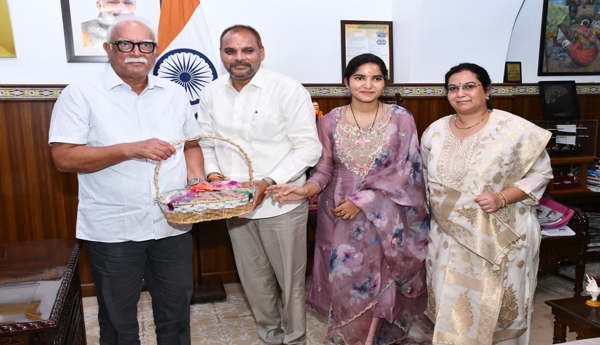 Chinna Srinu met Goa Governor Ashok Gajapathi Raju.