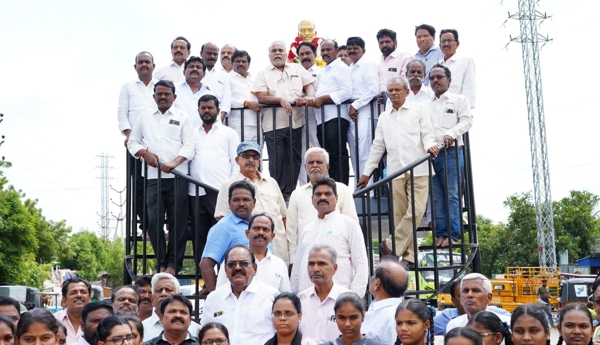 Grand inauguration of Vincent Ferrer Road